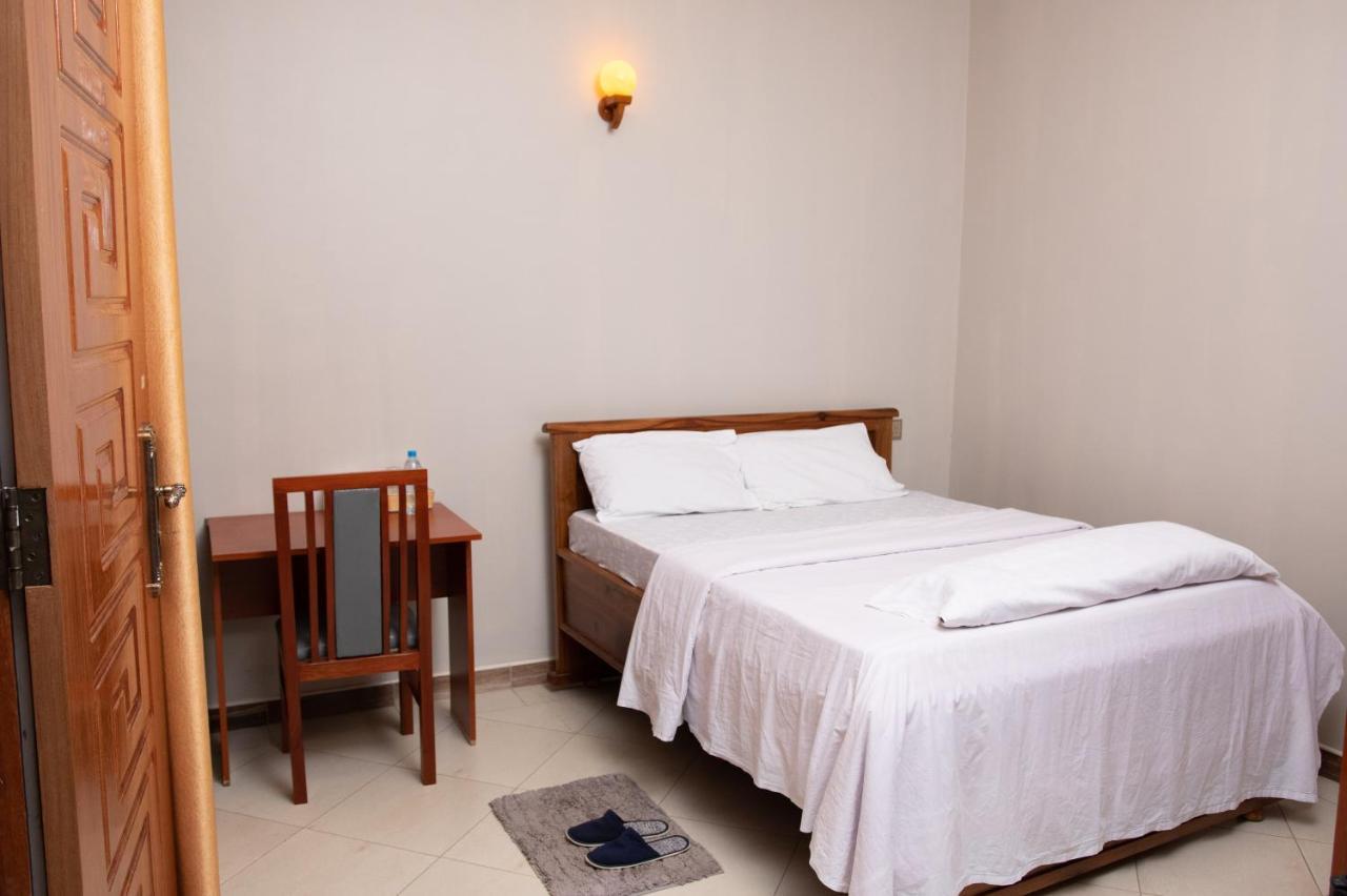 Arusha Royal Panzió Kültér fotó