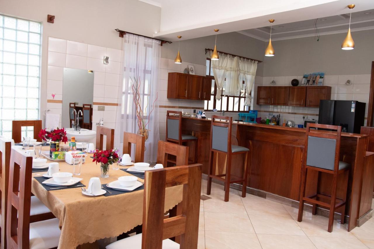 Arusha Royal Panzió Kültér fotó